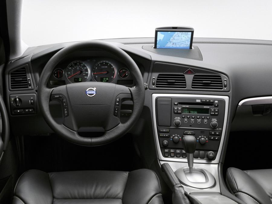  Volvo V70 2005 года  (фото 16 из 17)